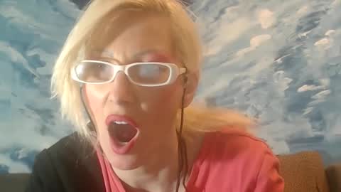 Snapshot of sexyeni chatting on December 18, 2024, 3:04 am ENI pvt moan your name WHEN I M NOT online you tell me in SNAPCHAT deal yes add me... FREE TWITTER magiconline101...... online show from December 18, 2024, 3:04 am