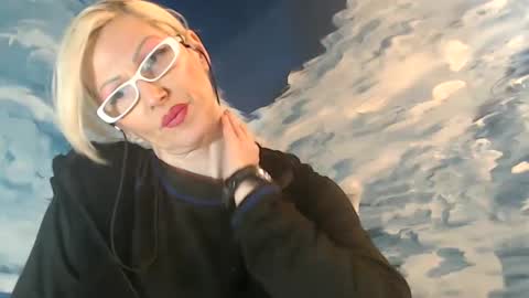 Snapshot of sexyeni chatting on December 28, 2024, 6:40 pm ENI pvt moan your name WHEN I M NOT online you tell me in SNAPCHAT deal yes add me... FREE TWITTER magiconline101...... online show from December 28, 2024, 6:40 pm