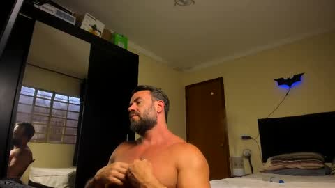 chris online show from November 10, 2025, 4:17 pm