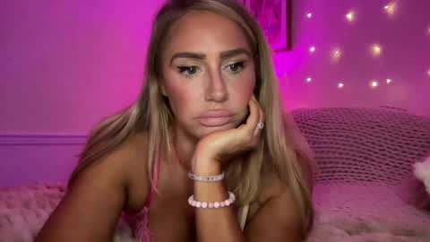 Ashley Love online show from November 24, 2025, 8:58 am