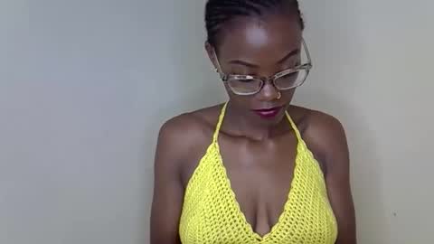 SexyHollyMontana1111 online show from March 8, 2026, 9:02 am