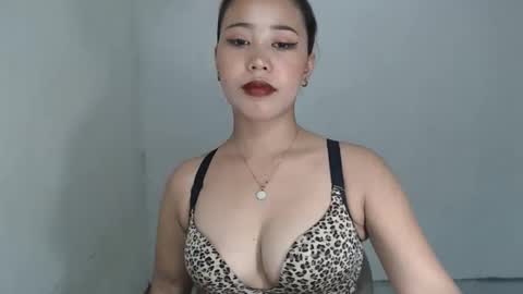 Snapshot of sexyhotbojean chatting on January 23, 2025, 4:30 am jeanken and jelian online show from January 23, 2025, 4:30 am