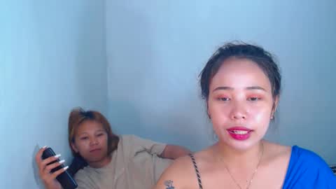 Snapshot of sexyhotbojean chatting on March 10, 2025, 2:17 am jeanken and jelian online show from March 10, 2025, 2:17 am