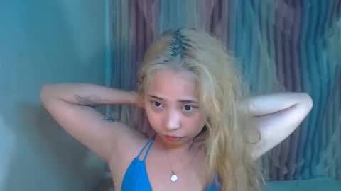Snapshot of sexyhotbojean chatting on September 20, 2025, 10:33 pm jeanken and jelian online show from September 20, 2025, 10:33 pm