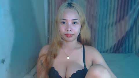 Snapshot of sexyhotbojean chatting on September 23, 2025, 6:55 pm jeanken and jelian online show from September 23, 2025, 6:55 pm