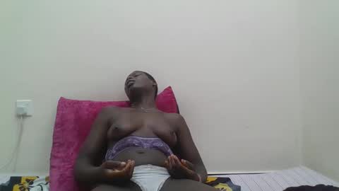 MARGARET online show from November 10, 2025, 1:04 am