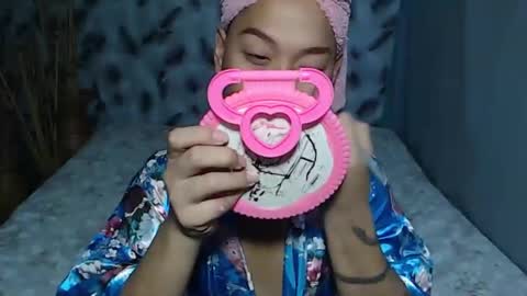 Rachelle online show from March 12, 2025, 12:15 pm