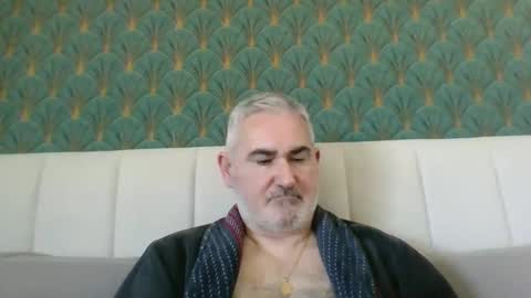 sexyitalian_daddy online show from April 3, 2026, 12:36 pm