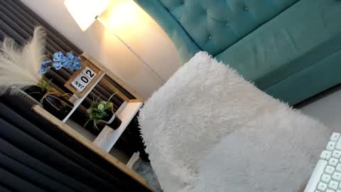 Snapshot of sexyjeanniecuntcums chatting on January 1, 2025, 10:46 pm JENNY online show from January 1, 2025, 10:46 pm