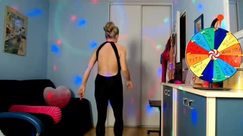 Jenny online show from January 29, 2025, 9:17 pm