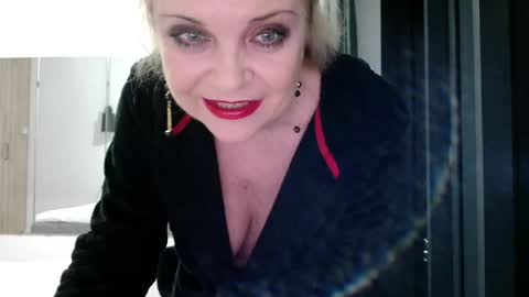 Jenny online show from March 26, 2026, 8:47 pm