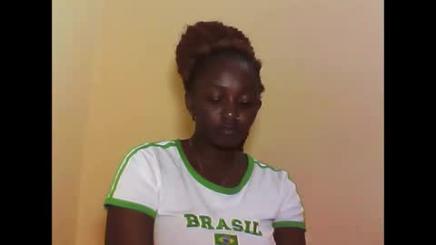 JOAN online show from September 19, 2025, 7:03 pm