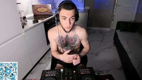 Snapshot of sexykolya chatting on January 25, 2025, 2:37 am Kolya online show from January 25, 2025, 2:37 am