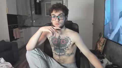 Snapshot of sexykolya chatting on September 9, 2025, 5:45 pm Kolya online show from September 9, 2025, 5:45 pm