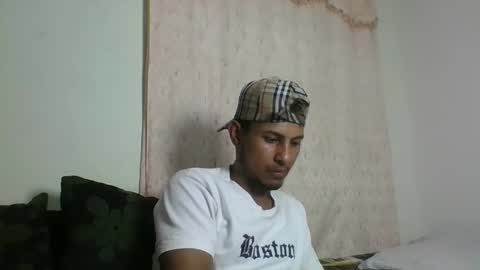 Snapshot of sexyleon69 chatting on February 2, 2025, 6:26 am Sexy leon online show from February 2, 2025, 6:26 am