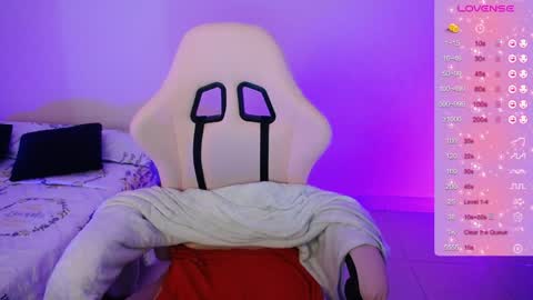 sexyloba  independent model online show from April 11, 2026, 4:44 pm