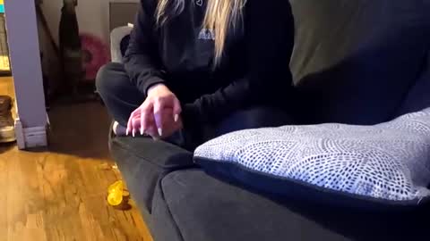 sexymama1284 online show from April 12, 2026, 5:23 am