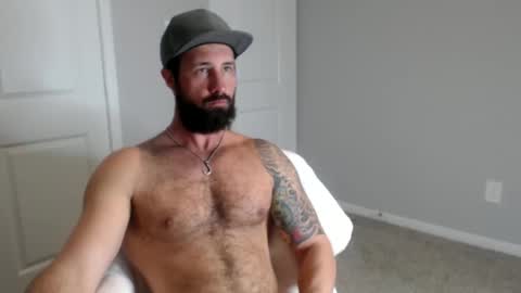 Snapshot of sexymanmk26 chatting on February 5, 2025, 4:03 pm lets go private im ready to play pvt cum online show from February 5, 2025, 4:03 pm