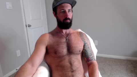 Snapshot of sexymanmk26 chatting on February 22, 2025, 5:35 pm lets go private im ready to play pvt cum online show from February 22, 2025, 5:35 pm