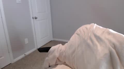 Snapshot of sexymanmk26 chatting on March 6, 2025, 1:57 pm lets go private im ready to play pvt cum online show from March 6, 2025, 1:57 pm