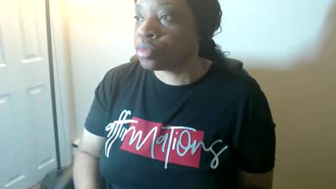 SexyMona online show from March 9, 2026, 8:29 am