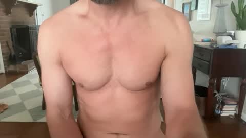 sexymug124124 online show from May 8, 2026, 5:18 pm
