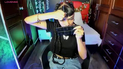 N A F online show from November 29, 2025, 7:50 pm