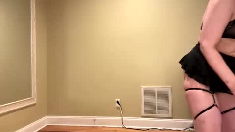 Snapshot of sexypiglet2728 chatting on December 21, 2024, 1:58 am Sexypiglet2728 online show from December 21, 2024, 1:58 am