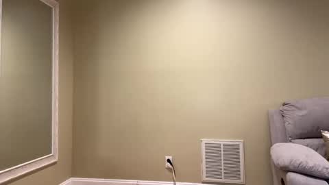 Snapshot of sexypiglet2728 chatting on February 14, 2025, 3:43 am Sexypiglet2728 online show from February 14, 2025, 3:43 am