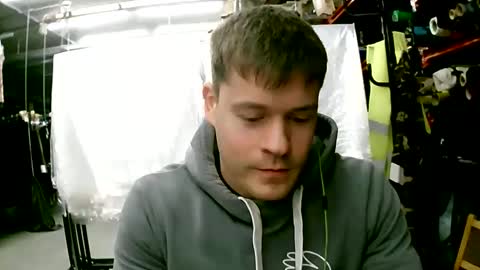 Snapshot of sexypornhot chatting on October 7, 2025, 5:37 am Erikson online show from October 7, 2025, 5:37 am