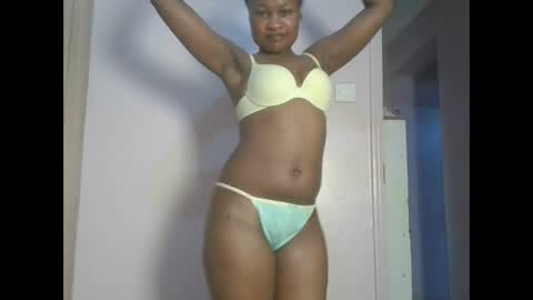 queenivy online show from December 14, 2025, 7:58 am