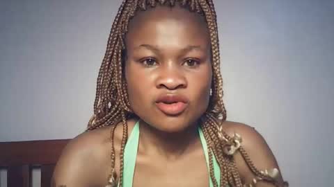 queenivy online show from January 11, 2026, 1:38 pm