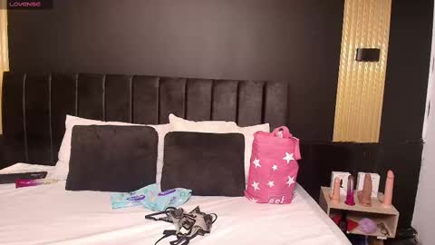 R A C H E L online show from October 3, 2025, 11:51 am