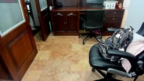 R A C H E L online show from November 19, 2025, 12:16 pm