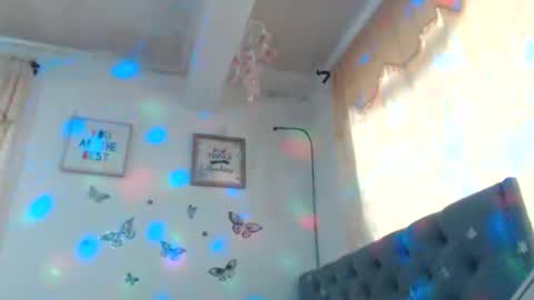 Venus Independent Model online show from January 4, 2025, 7:34 pm