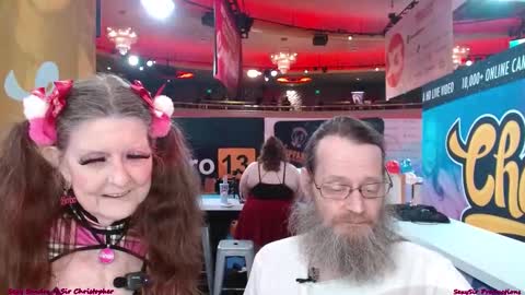 Snapshot of sexysandra_n_sirchristopher chatting on January 17, 2025, 11:07 pm Sexy Sandra and Sir Christopher online show from January 17, 2025, 11:07 pm