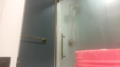 sexyshavenboi online show from September 27, 2025, 8:08 am