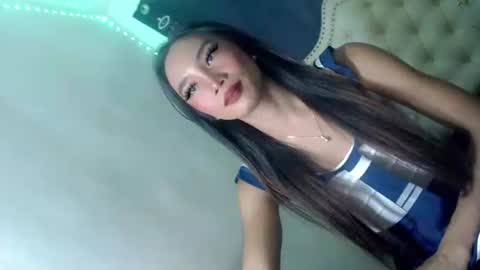 Snapshot of sexyshinixx chatting on October 7, 2025, 7:33 pm sexyshinixx online show from October 7, 2025, 7:33 pm