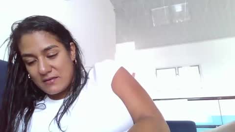 Snapshot of sexyskin8_xxx chatting on February 26, 2025, 8:44 pm sexyskin8_xxx online show from February 26, 2025, 8:44 pm