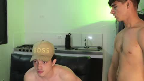 Snapshot of sexyskinnynaksu chatting on May 15, 2026, 11:34 pm sexyskinnynaksu online show from May 15, 2026, 11:34 pm