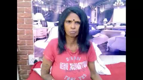 Snapshot of sexyva4u2luv chatting on June 8, 2026, 5:19 am sexyva4u2luv online show from June 8, 2026, 5:19 am