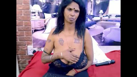 Snapshot of sexyva4u2luv chatting on June 9, 2026, 6:30 pm sexyva4u2luv online show from June 9, 2026, 6:30 pm