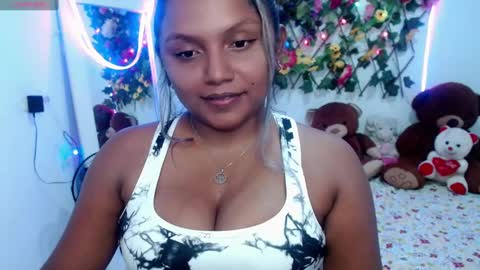 sexyvaldiry online show from February 1, 2025, 12:18 am