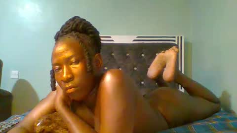 Snapshot of sexyvivy chatting on March 12, 2025, 10:48 am VIVIAN online show from March 12, 2025, 10:48 am