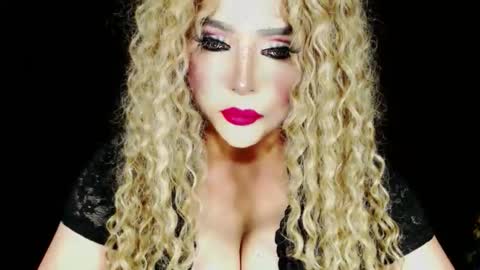 Audrey Maristela online show from September 14, 2025, 9:47 pm