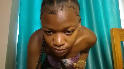 sexyylucyy online show from March 22, 2026, 9:23 am