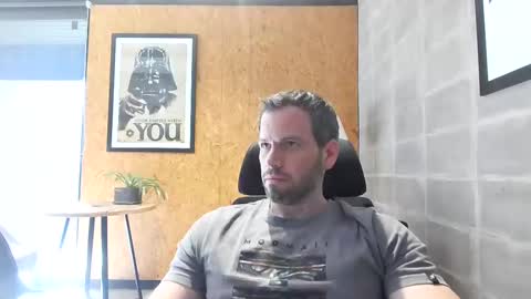 shad0w_hunter online show from January 20, 2025, 7:57 pm