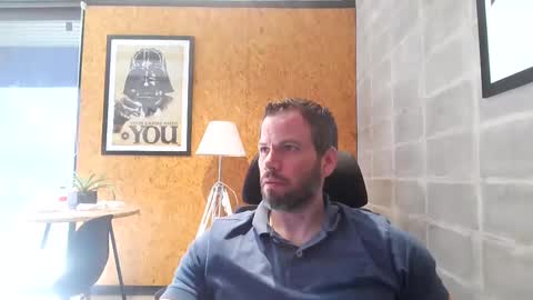 shad0w_hunter online show from January 31, 2025, 7:40 pm