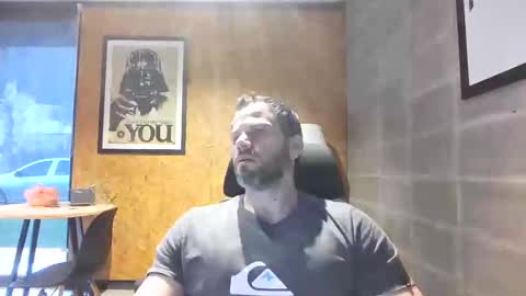 shad0w_hunter online show from February 21, 2025, 9:22 pm