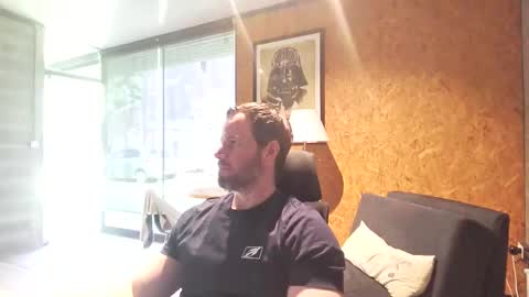 shad0w_hunter online show from October 21, 2025, 1:56 pm